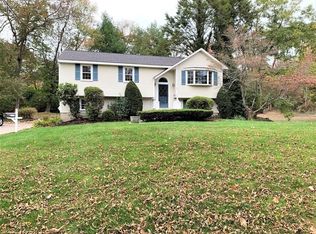 362 N Main St, Cohasset, MA 02025