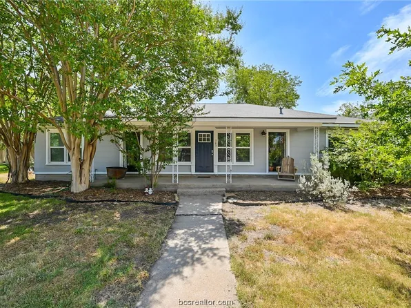 303 Day Ave, Bryan, TX 77801