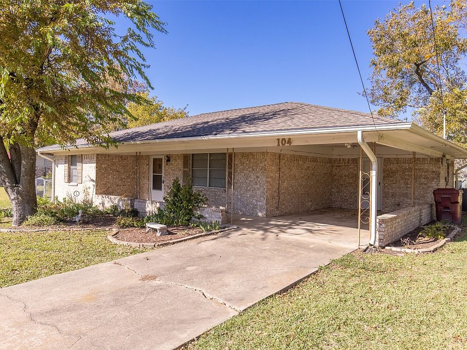104 W Main St, Pecan Gap, TX 75469 Zillow