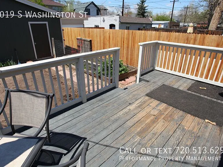 1019 S Washington St — Photo 29