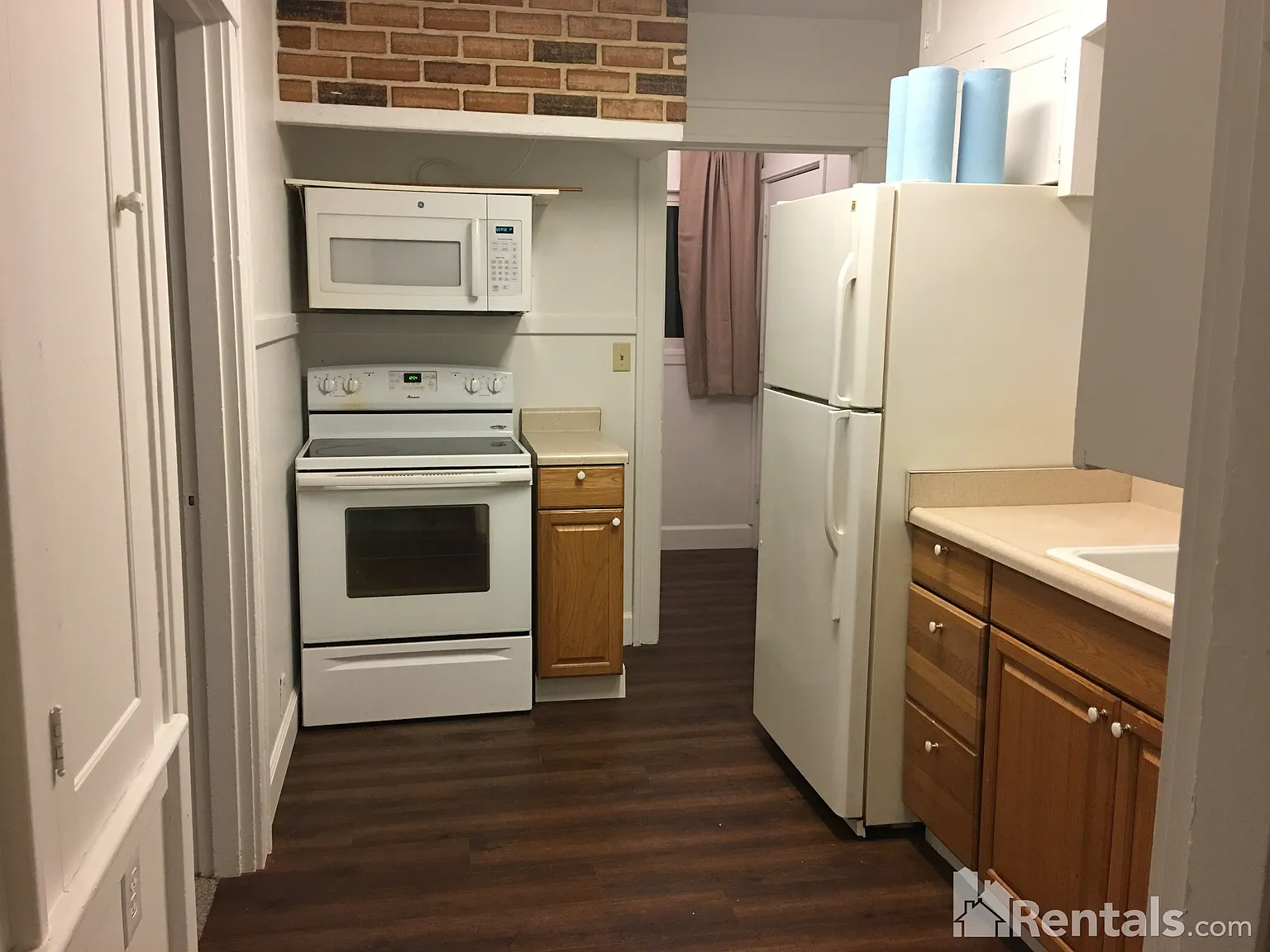 345 E Clarendon St photo 1