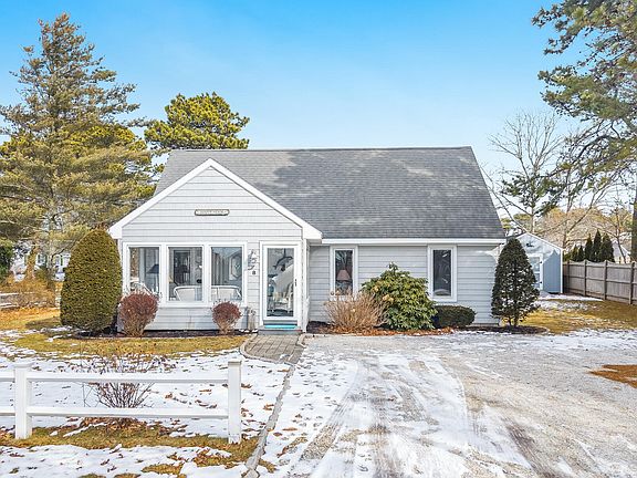 4th image of 8 Buckley Road