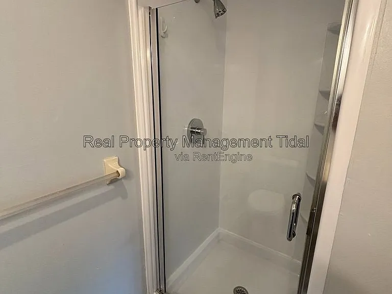 639 Biltmore Dr — Photo 29
