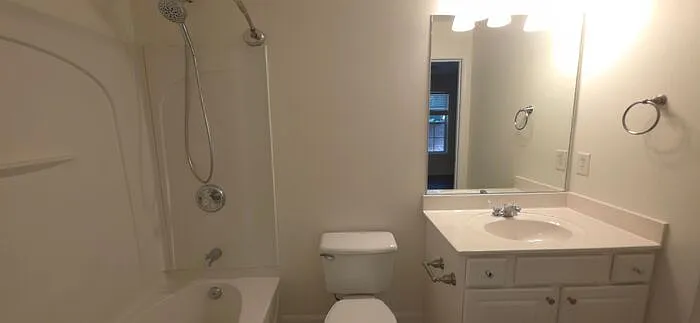 561 Woodland Park Ter — Photo 16