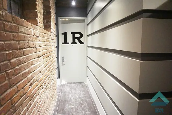 Rented by EXR | media 10