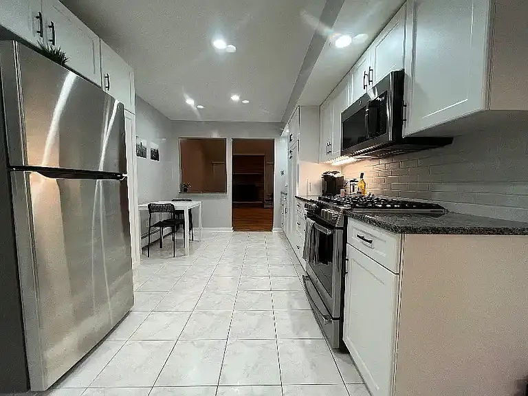 234 Lee St — Photo 8