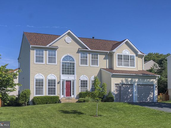 2nd image of 1 Bankston Ct