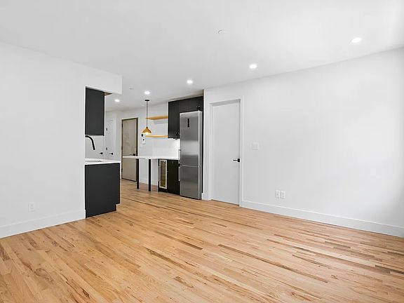 4th image of 349 E 13th St APT 3A