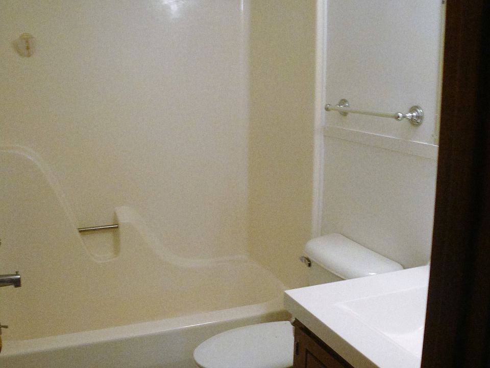 Newly remodeled bathroom -- 2nd bath is identical