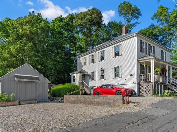 12 Magoni Ter, Plymouth, MA 02360