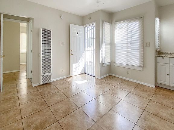 4th image of 425 W Garfield Ave #F