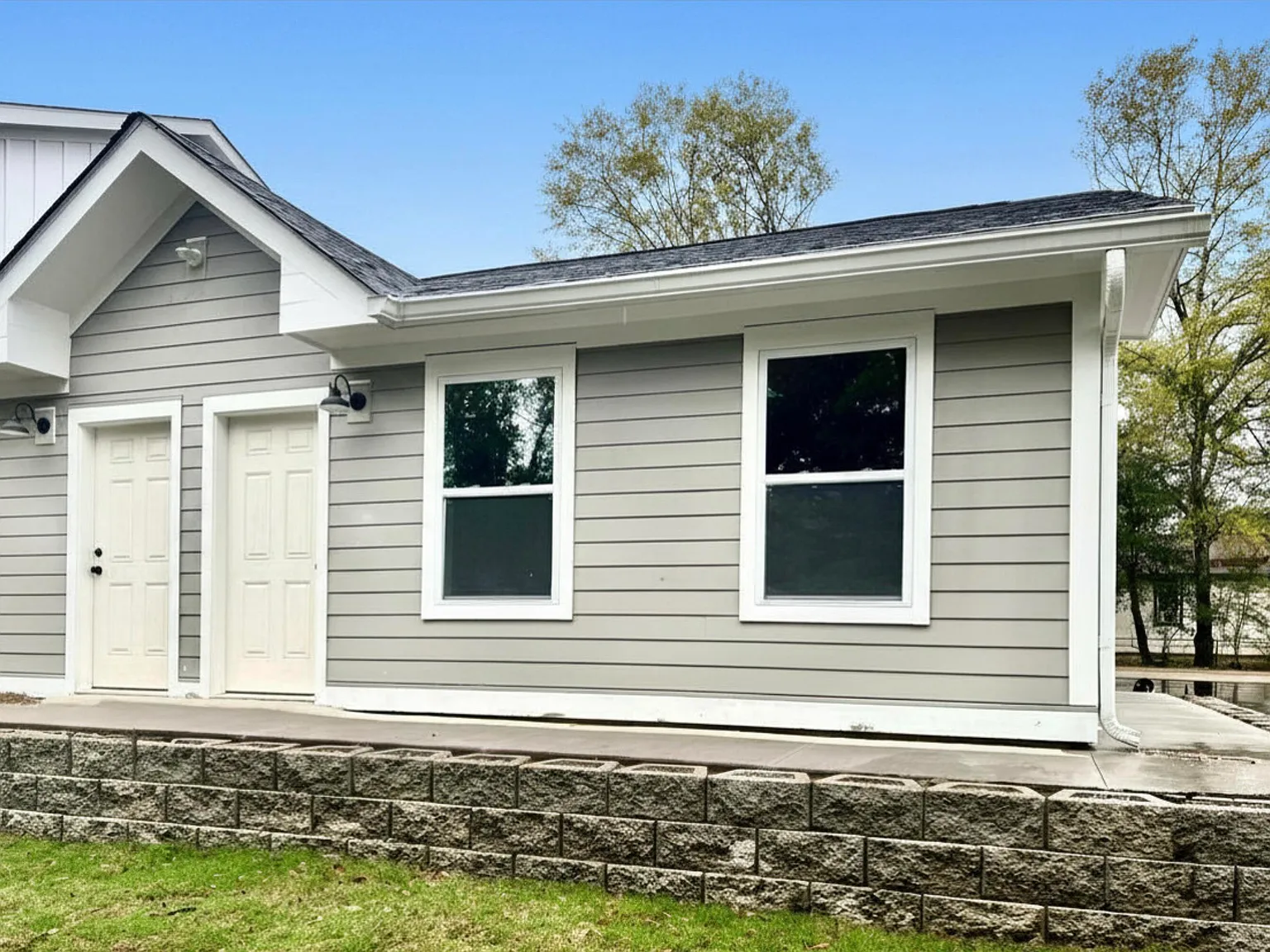 2 bed, 1.0 bath, 717 sqft, $1,475 — Photo 2