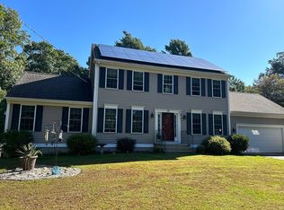 318 Fisher Rd, Dartmouth, MA 02747