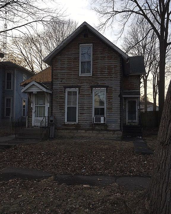 2nd image of 214 N 16th St