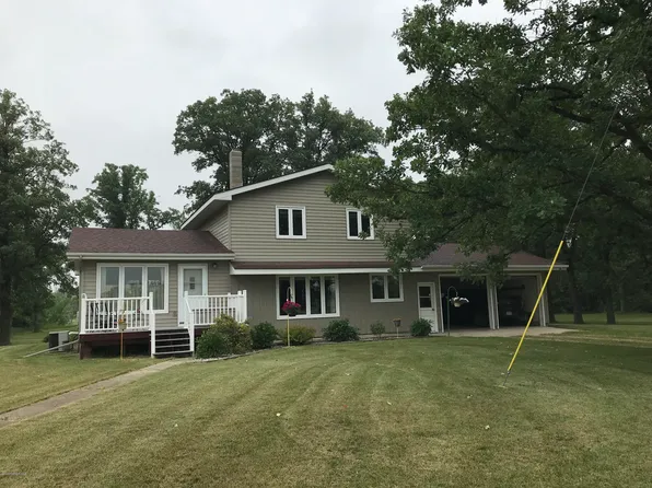 16198 Sorteberg Dr, Thief River Falls, MN 56701