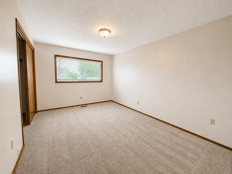 21318 SE Alder Ct — Photo 11