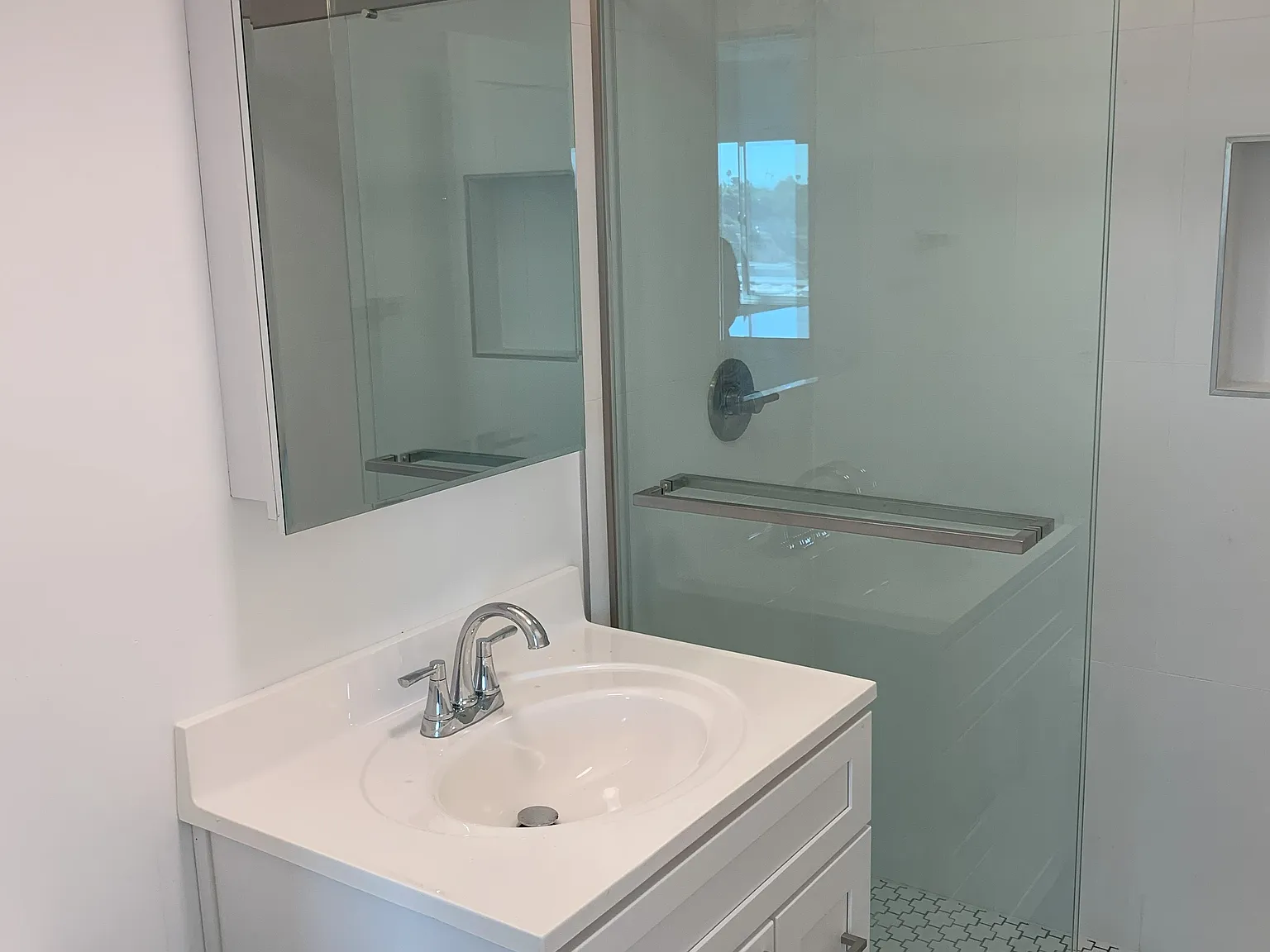 1 bed, 444 sqft, $2,200 — Photo 3