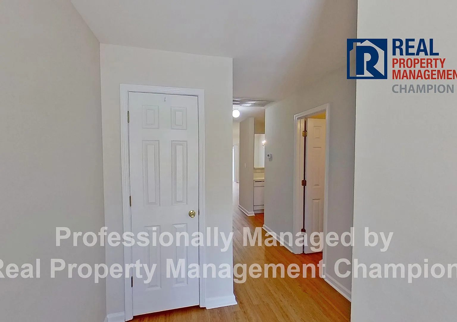 Immaculate Townhome near Monkey Junction — Photo 3
