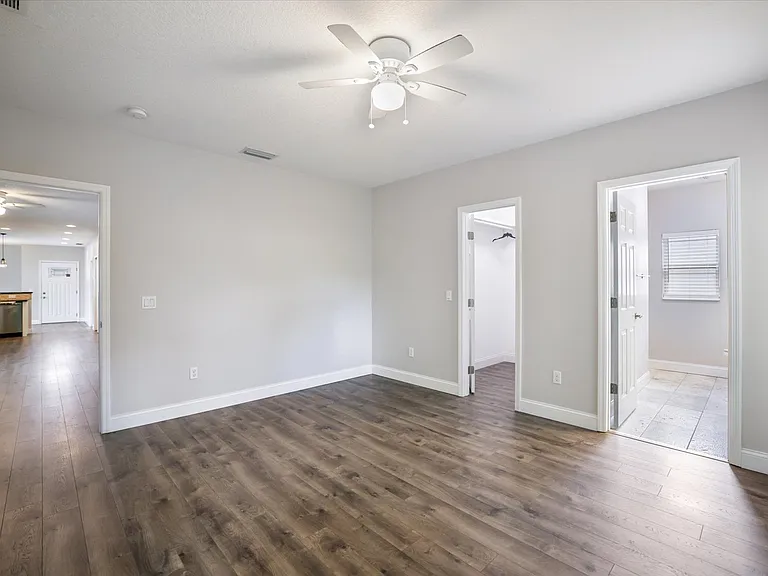 1878 Vamo Dr — Photo 16
