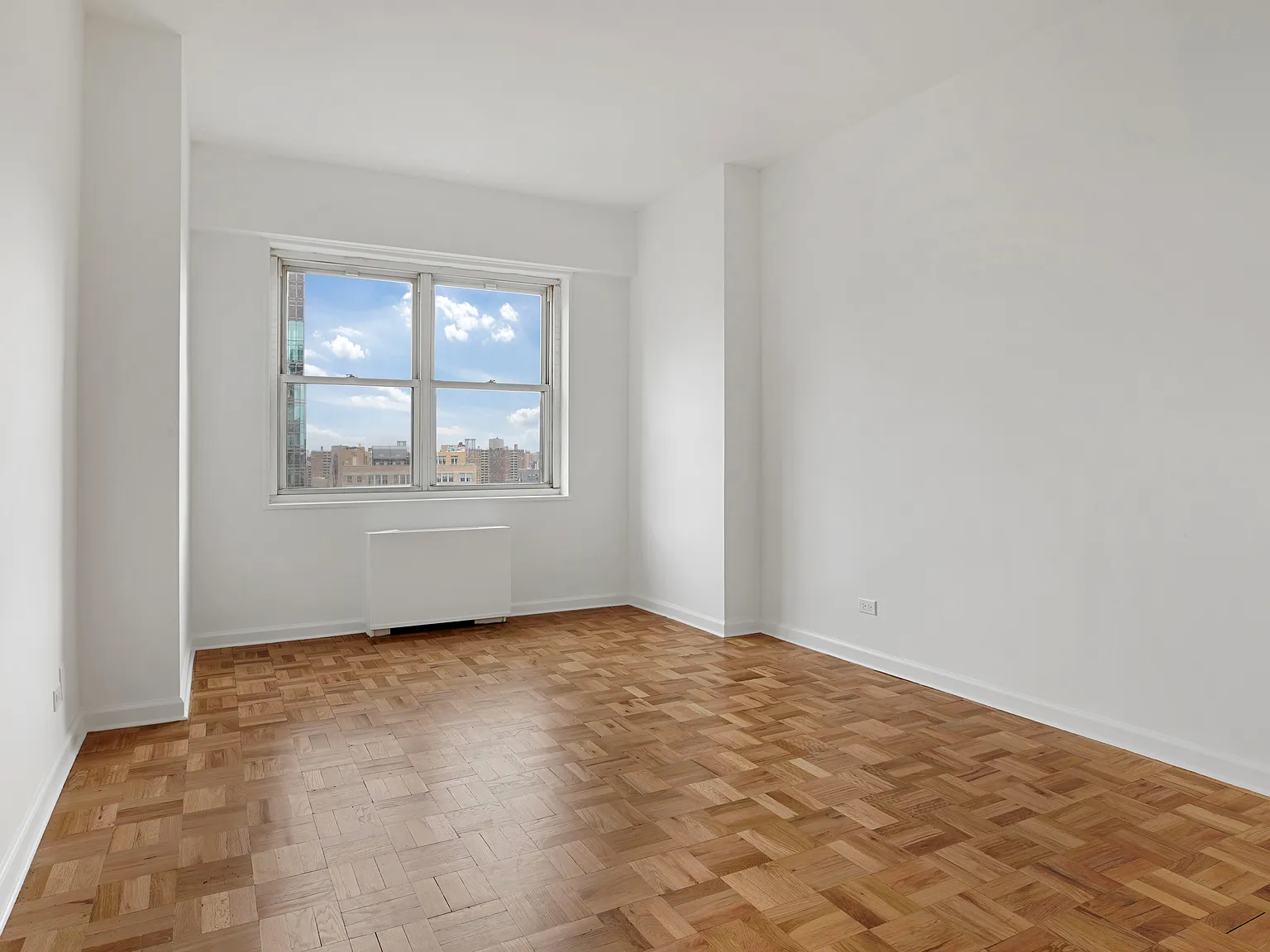 60 East 8th Street — Photo 3