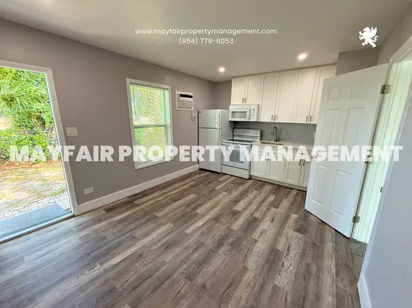 2724 NW 6th Ct, Fort Lauderdale, FL