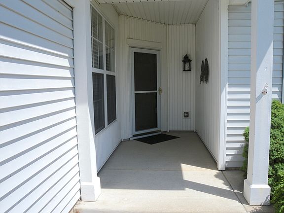 2nd image of 13384 Rockton Trl