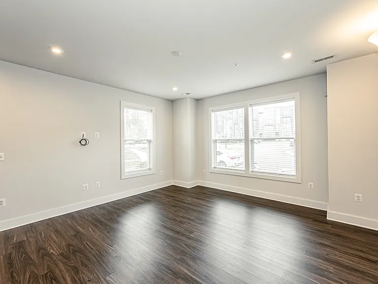 2685 Saint Elias Dr — Photo 14