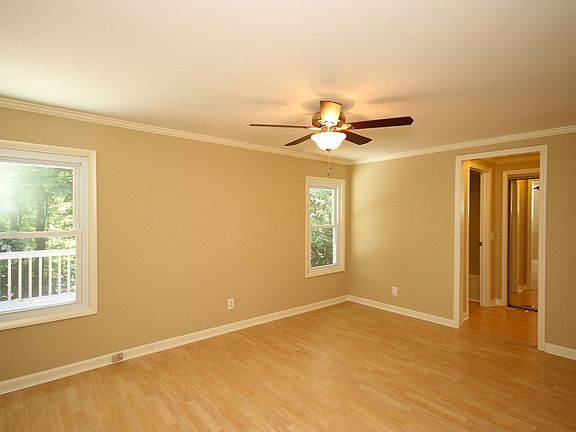 5th image of 7464 Forest Oak Dr