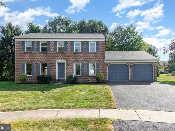 989 Kings Way W, Hummelstown, PA 17036