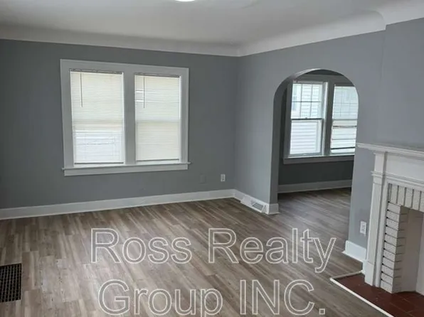 2006 Wyndhurst Rd, Toledo, OH 43607