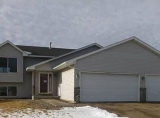 120 Dakota Ave, Elko New Market, MN 55054