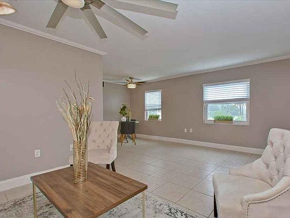 4th image of 350 79th Ave N APT 228