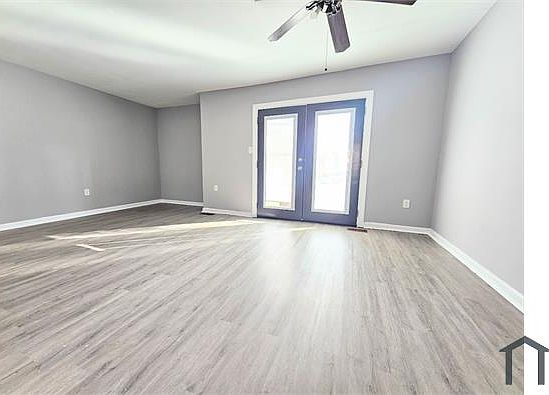 5th image of 3 Helmsman Ct