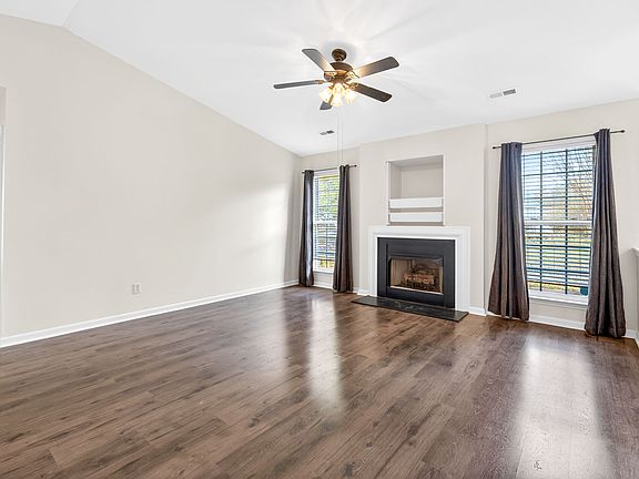 3rd image of 4352 Bubbling Brook Ct