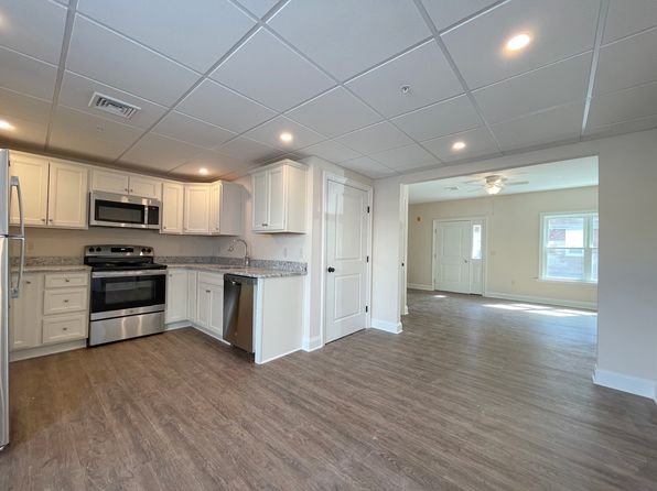 49 S Main St #102