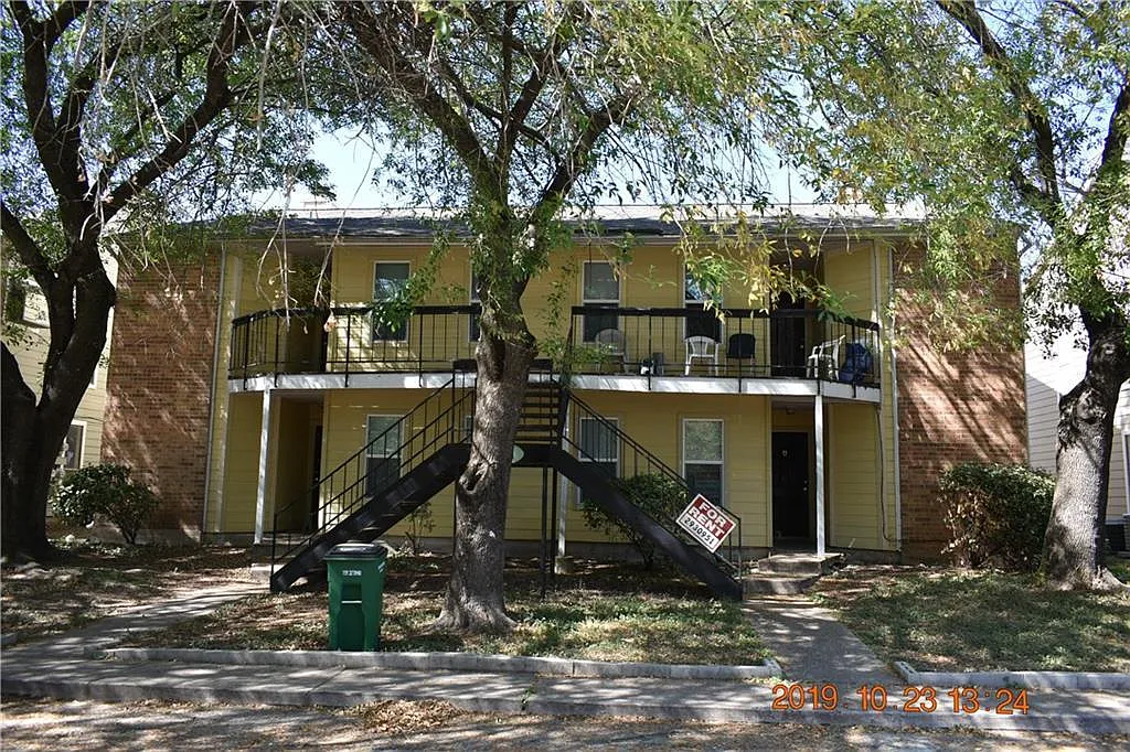 2 bed, 977 sqft, $850 — Photo 1
