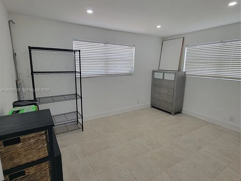 1052 SW 79th Ave — Photo 9