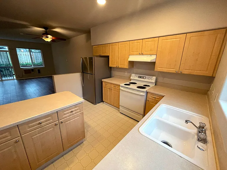 14290 SW Cougar Ridge Dr — Photo 8