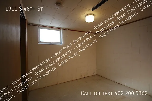 1911 S 48th St — Photo 27