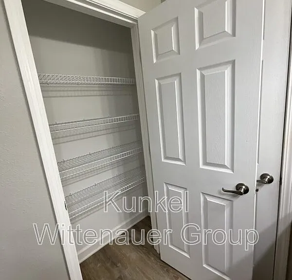 2621 Greystone Estates Pkwy — Photo 34
