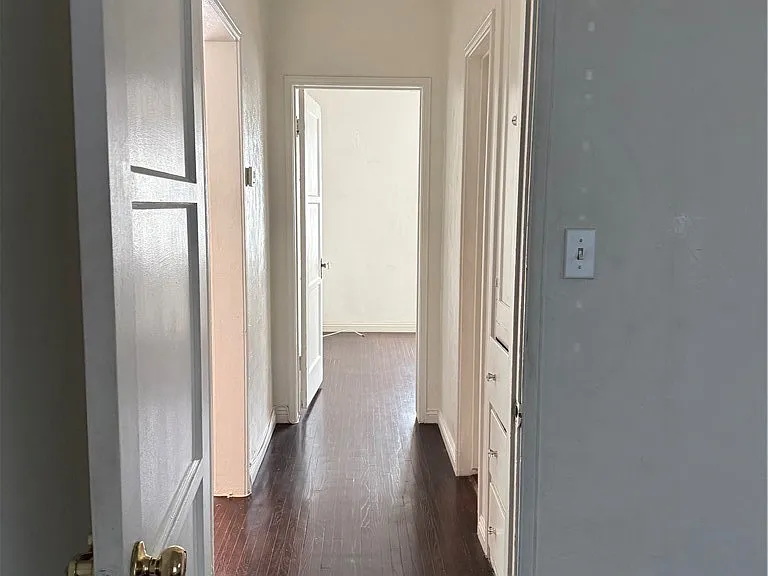 4845 Willard Ave — Photo 8