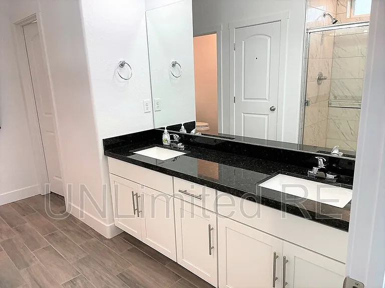 11851 Pegasus Rd — Photo 14