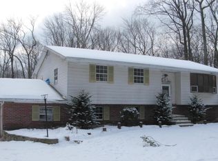 Williams Rd, Cresco, PA 18326
