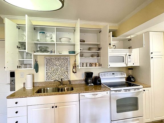 5th image of 14290 Ocean Highway #220