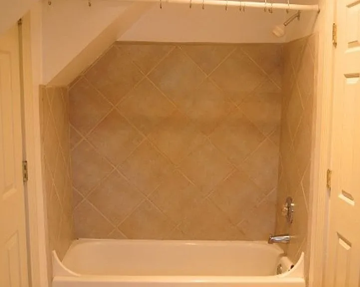 1105 1st Ave NE #3 — Photo 12