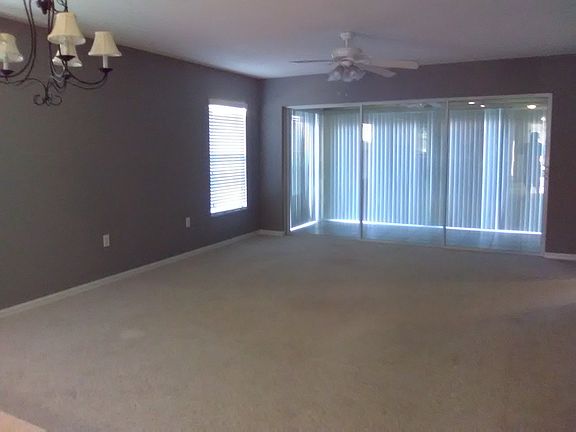 3rd image of 4404 Turnberry Ln
