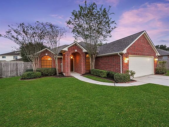 2nd image of 13638 Country Pine Ct