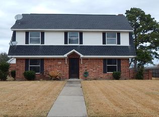 8326 Tanglewood Ln, Port Arthur, TX 77642