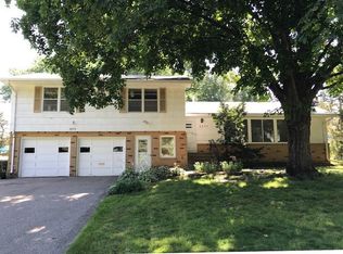 6633 Brittany Rd, Edina, MN 55435
