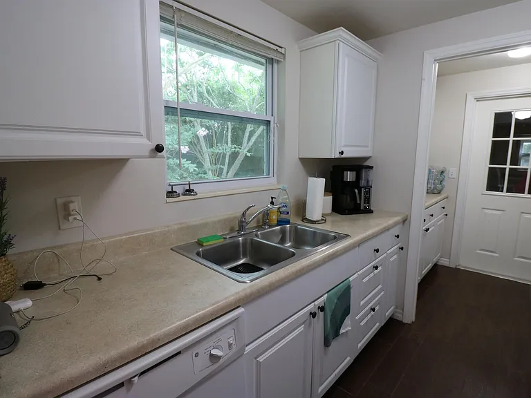 257 Rosario St — Photo 4